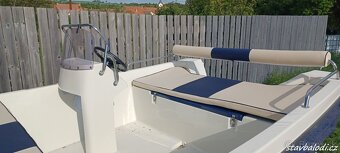 Motorový čln, loď Any 430 - 5