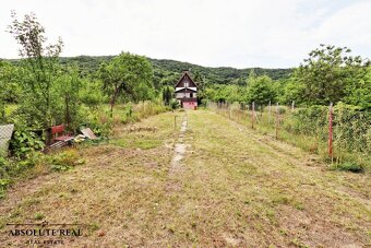 ABSOLUTE REAL / ZÁHRADA 437 m2, BA DNV, CHATA,ELEKTRINA,VODA - 5
