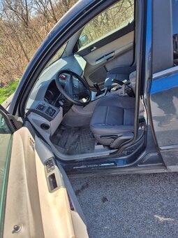 Volvo V50 2.0 D - 5