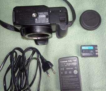 Predám japon. dig. zrkadlovku CANON 400D s bat. + nab... - 5