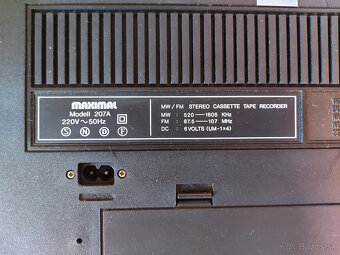 Predám rádiomagnetofón MAXIMAL model 207A - 5