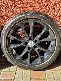 Predám originálne alu disky BMW 5x120 R19. - 5