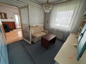 Rodinný dom Topoľčany 13 árový pozemok / možnosť stavebného - 5