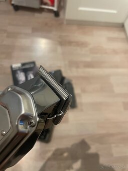 Elektricky strojček (Barber) - 5