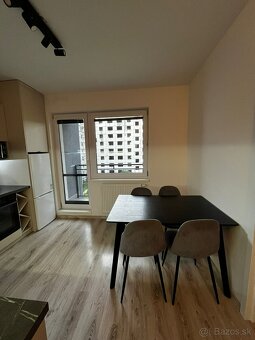 Kompletne zrekonštruovaný 3-izbový byt na prenájom - 5