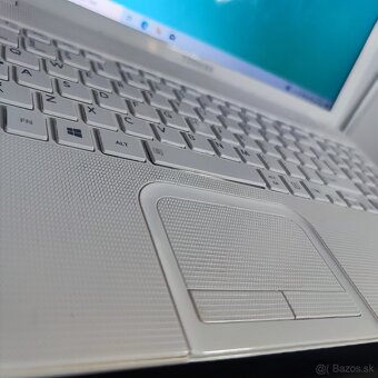 Predám notebook Toshiba - 5