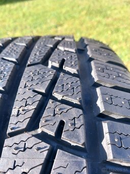 235/45 r17 zimne pneumatiky - 5