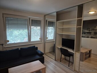 Na predaj alebo prenájom štýlová garzónka v Komárne, 7. sídl - 5