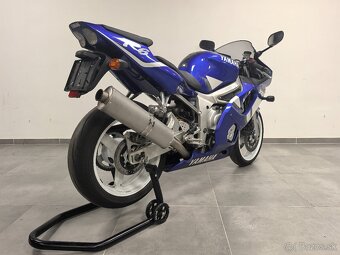 Yamaha YZF-R6 - 5
