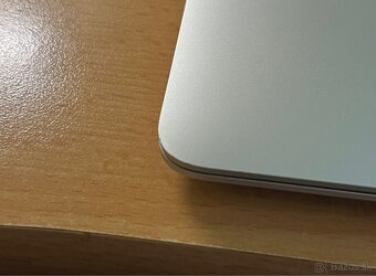 MacBook Air M1 2020 256GB 8GB RAM - 5