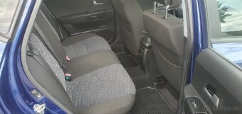 Kia ceed 1.4i 77kw 105k naj. 126 tkm 8/2008 - 5