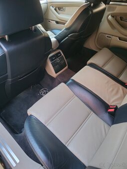 AUDI S8 5.2 V10 - 5