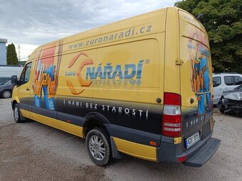 Mercedes-Benz Sprinter - 5