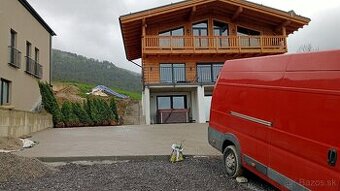 Tuja Smaragd, vavrínovec, červienka, gaštan - Banská Bystric - 5