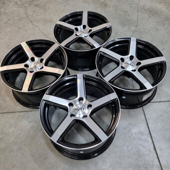 Hliníkové Dotz disky 5x120 R17 8J ET30 - 5