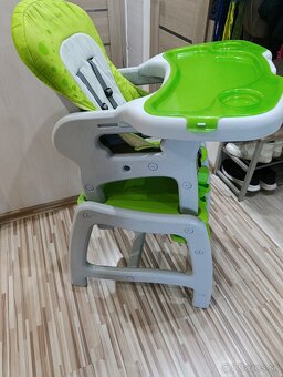 Stolička na kŕmenie - 5