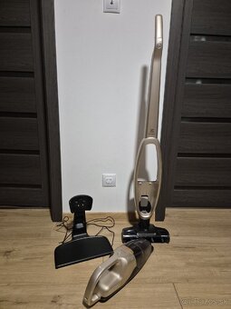 Tyčový vysávač Electrolux WELL Q7-P - 5