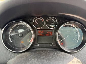 Peugeot 308 - 5