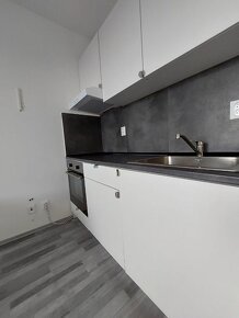 1.izbový byt v bytovom komplexe Pegas Malacky - 5