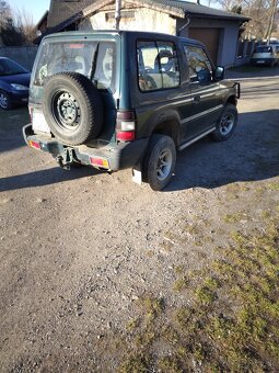 Mitsubushi Pajero 2.5 TD - 5