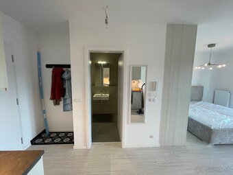 BORY Prenájom 1,5izb bytu - 5