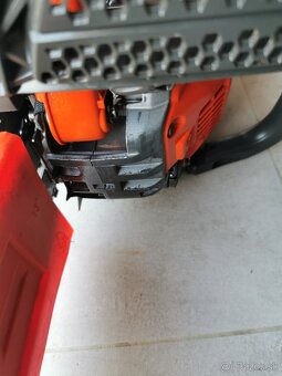 Husqvarna T540 XP motorova pila top stav - 5