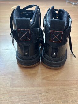 Nike air force 1 high raz obuté - 5