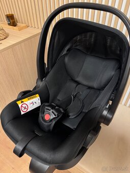 BRITAX RÖMER Autosedačka Baby-Safe Core (0-13 kg) Space Blac - 5