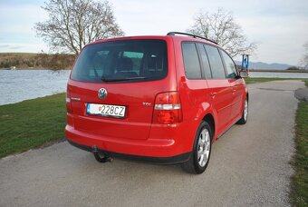 Volkswagen Touran 1.9 TDI DSG 7 miest Ťažné zariadenie - 5