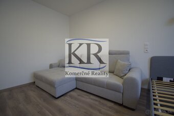 Zariadený 2 izbový byt po kompletnej rekonštrukcii v Galante - 5