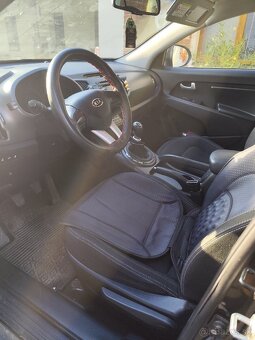 Kia Sportage 2,0 l 4x4 AWD - 5