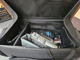 videokamera Canon ZR45 MC, rv. 2002 - 5