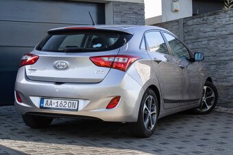 Hyundai i30 1.6 CRDi DOHC 16V Family 84tis. km - 5