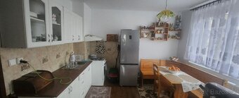 Ponúkame na predaj 2 izb.byt na sídlisku III. - 5