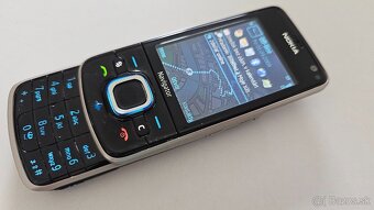 Nokia 6210 Navigator. - 5