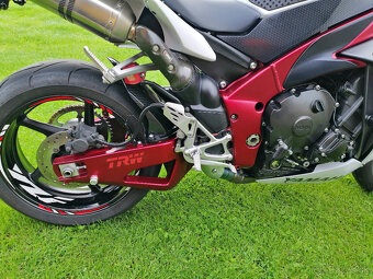 Predám Yamaha R1 Big Bang Crossplane - 5