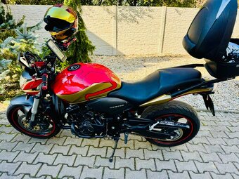 Honda Hornet 600 - 5