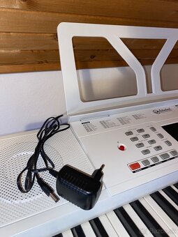 Klavír Schubert Etude 61 + stojan na klavír Soundking - 5