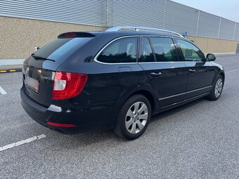 Skoda superb combi 2.0 tdi 103kw 2011 - 5