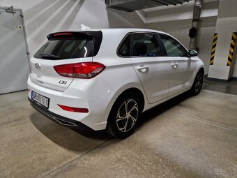 Hyundai i30 1,5 benzín DPi facelift 2022 - 5
