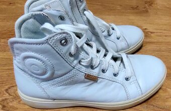 Dievcenske skechers botasky vel. 38, - 5