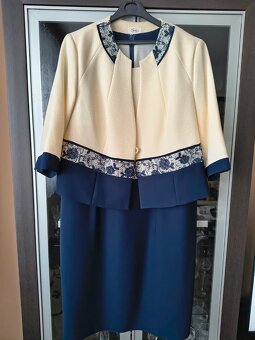 Saty so sakom, satový kostým s cipkou - 5