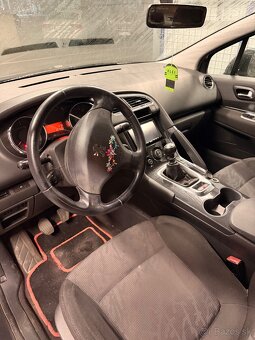 Peugeot 3008 1.6hdi - 5