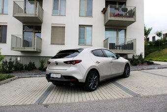 Mazda 3 2.5 e-Skyactiv G140 mHEV Takumi, V záruke,20000km - 5