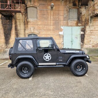 Jeep Wrangler TJ 2.5i Sport 4x4 - 5