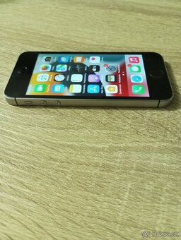 iPhone SE 1.generacie 2016 / 32GB Super stav - 5