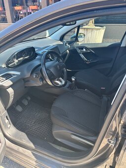 Predám Peugeot 208 1.6 hdi 73kw - 5