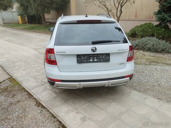 Škoda Octavia combi Scout 2.0 TDi - 5