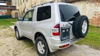 Mitsubushi Pajero 3.2 DID manual - 5