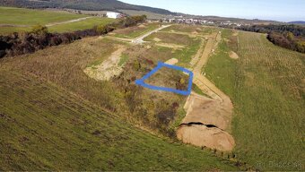 Krásny pozemok na výstavbu RD - Podhorany pri Prešove - 5